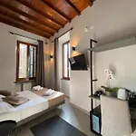 Soha Piazza Di Spagna Boutique Casa de hóspedes