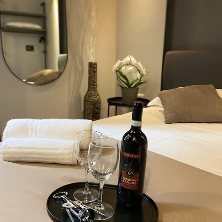 Soha Piazza Di Spagna Boutique 4*