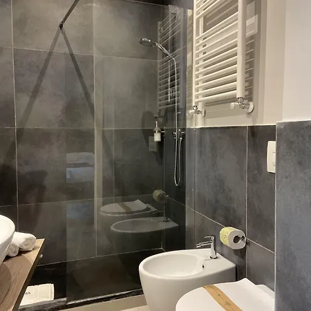 Soha Piazza Di Spagna Boutique Rom
