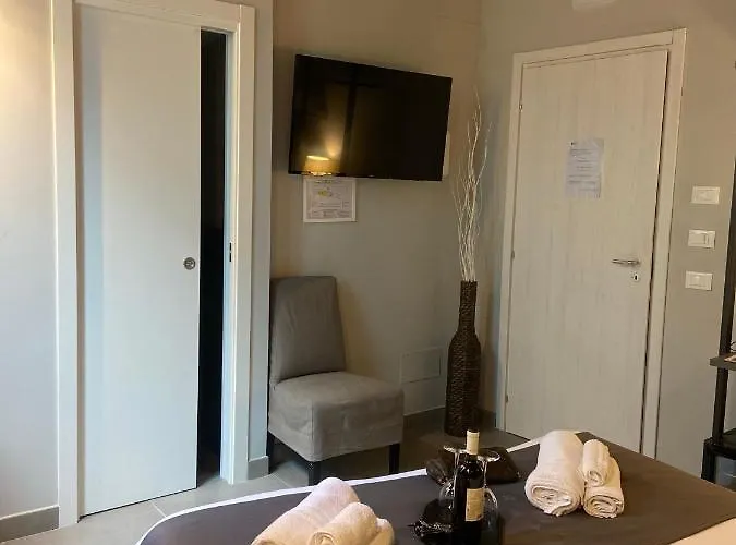 Soha Piazza Di Spagna Boutique 4*