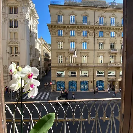 Soha Piazza Di Spagna Boutique 게스트하우스 4*