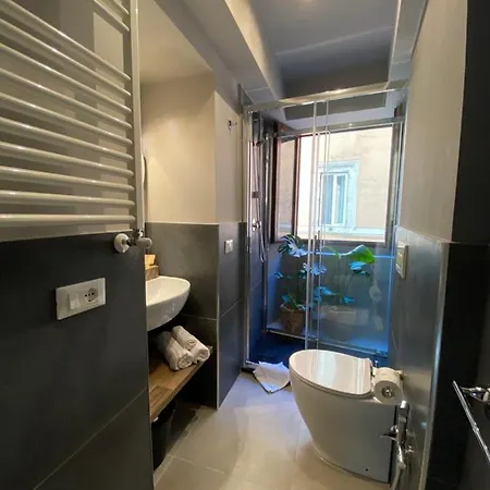Soha Piazza Di Spagna Boutique 4* 로마