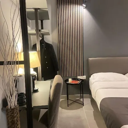 Soha Piazza Di Spagna Boutique 4* 로마