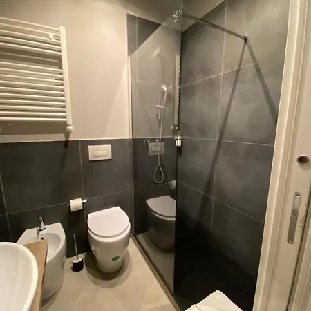 Soha Piazza Di Spagna Boutique Rom